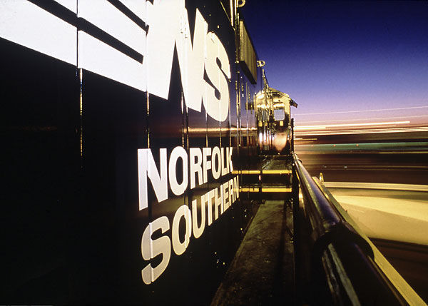 Freight Declines Drive Drop in Norfolk Southern Profit