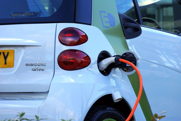 EAC Says 9% of Cars Should be Ultra-Low Emission by 2020