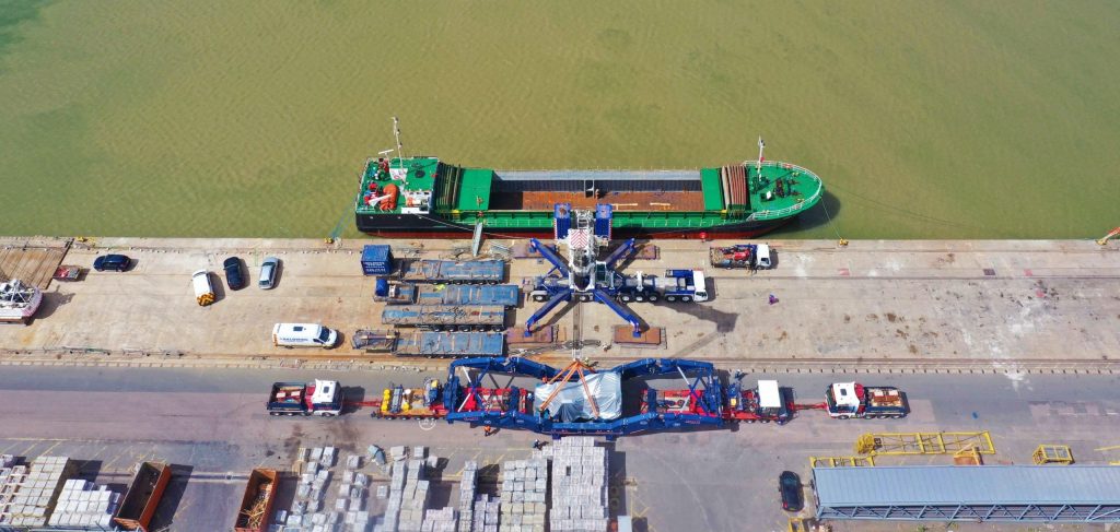 Collett Delivers Turbine and Generator for Rookery South Facility