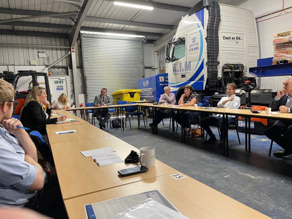 Minister Meets with Logistics UK in Urgent Recruitment Push for Hauliers