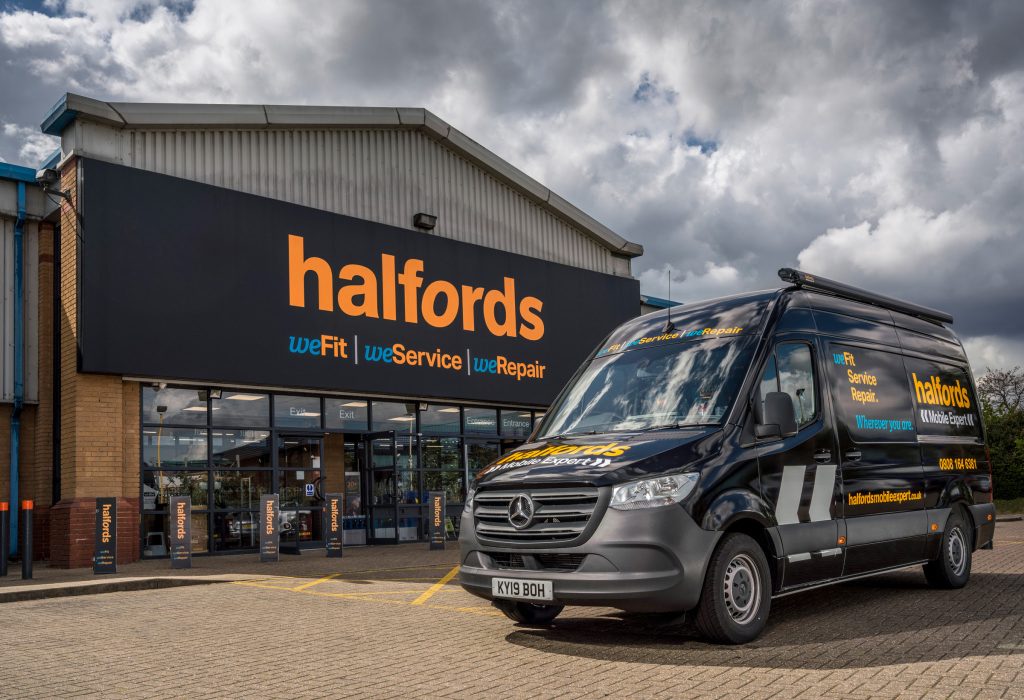 Halfords Implements Descartes’ Last Mile Delivery Solution