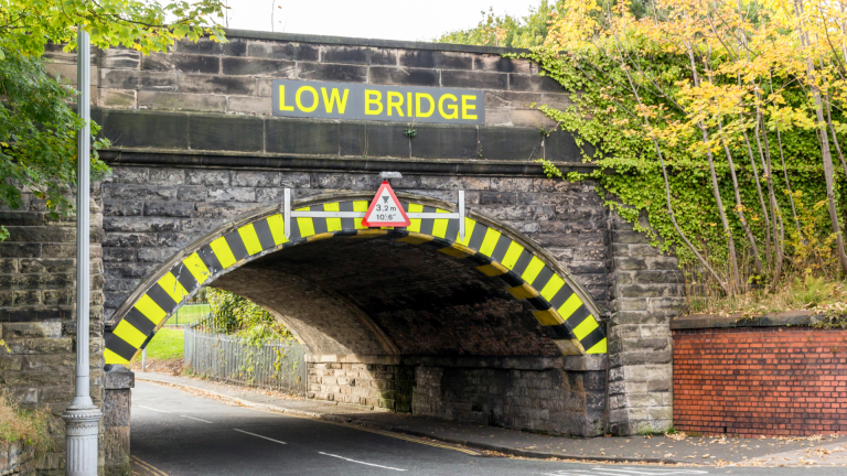 VUE to Launch Low Bridge Alerting System at CV Show 2022