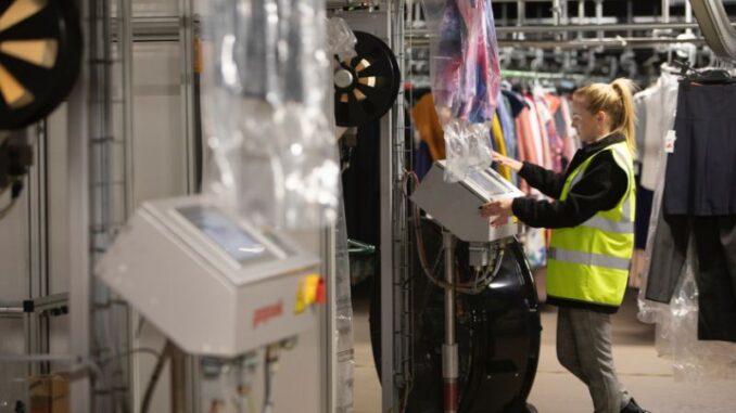 Clipper Logistics' Click and Collect Service Trialled by Primark