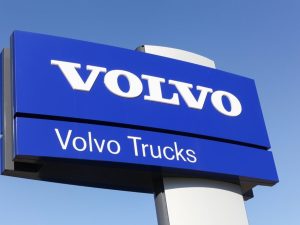 Volvo Trucks Announces Customer Tests of Hydrogen Fuel Cell Trucks