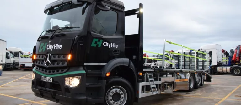 Mac’s Truck Sales Introduces its New Access Spec Body, with City Hire Group Taking Two of the First 26t 6×2 Units