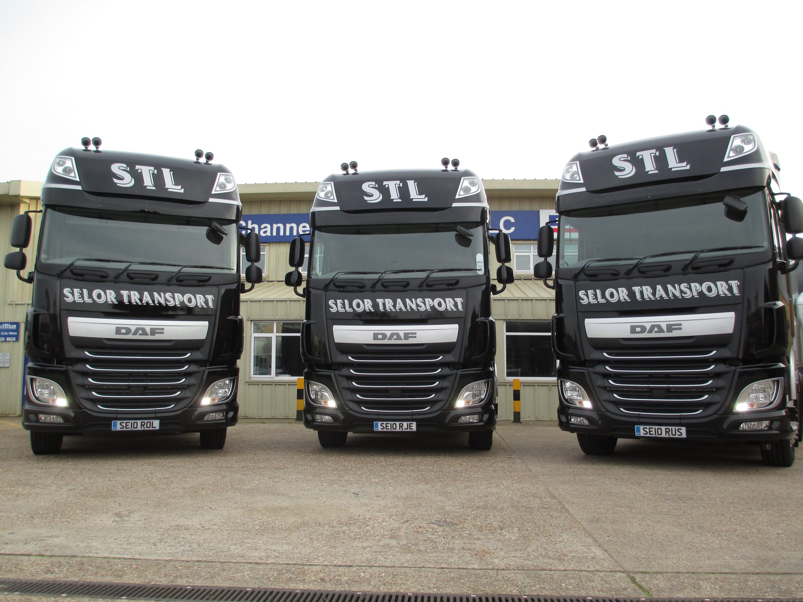 Selor Transport Welcomes Customers to the Dark Side