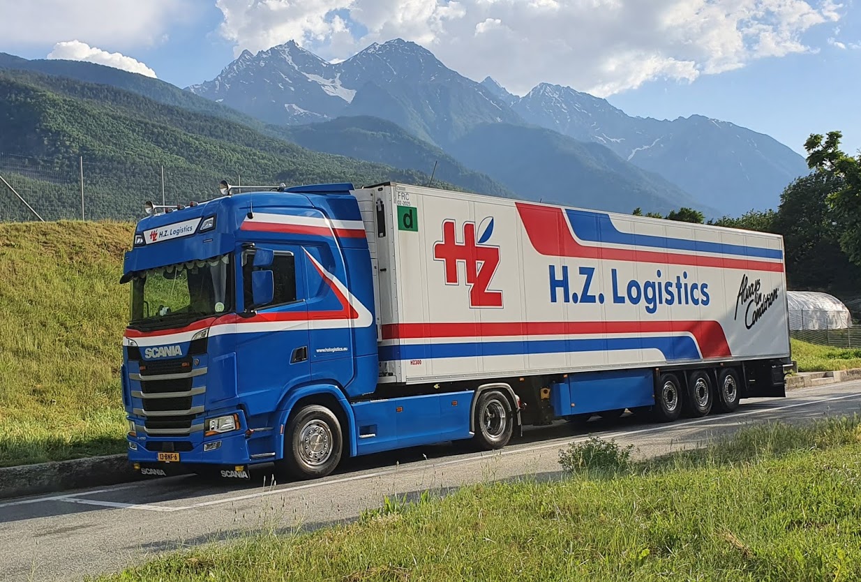 HZ Logistics invests in Durite Driver Monitoring System