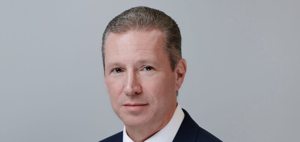 Economy Contraction Makes Case for Investment