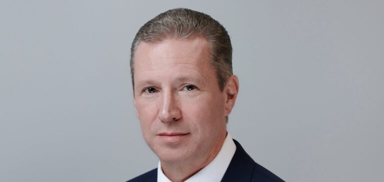 Economy Contraction Makes Case for Investment