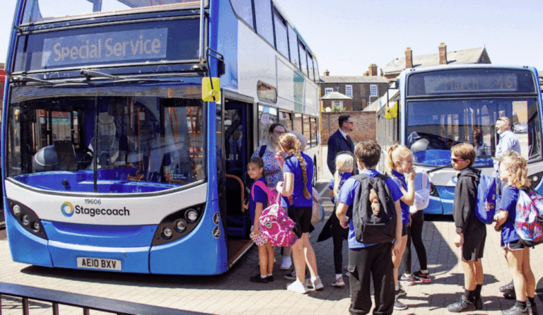 Bright Sparks – Children Get Glimpse Behind the Buses